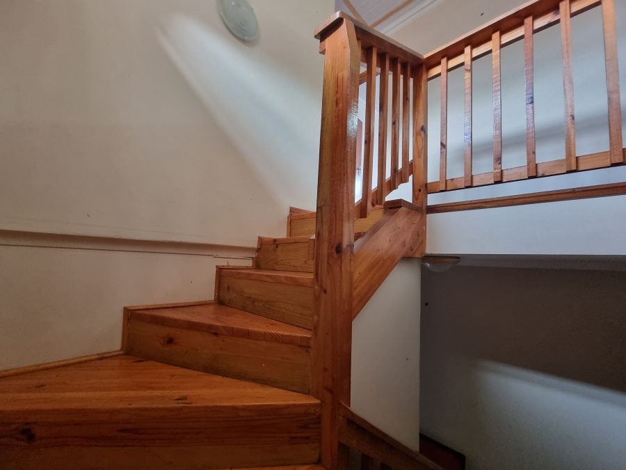 6 Bedroom Property for Sale in Dana Bay Western Cape